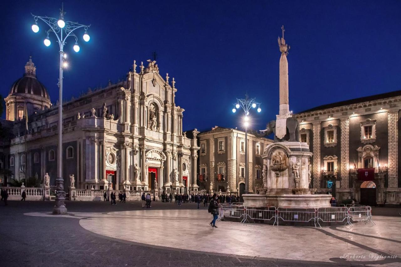 Mousuite Catania Bagian luar foto